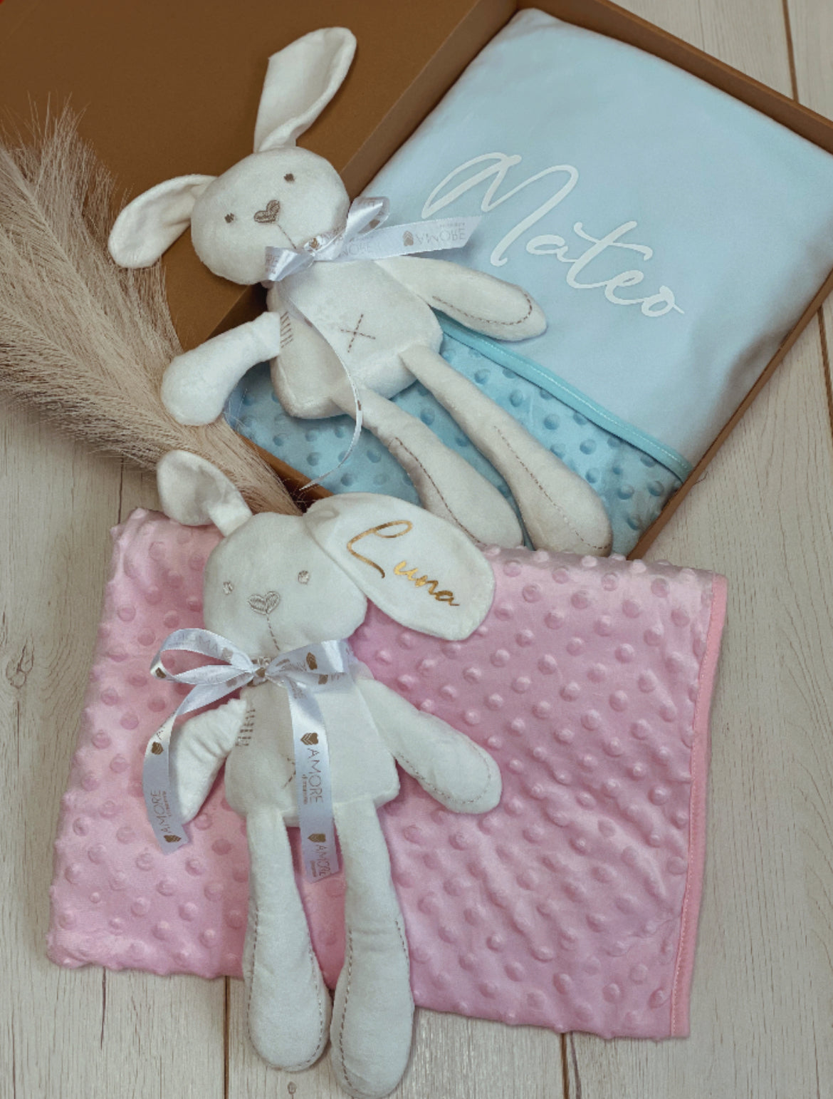 Hello World darilni paket